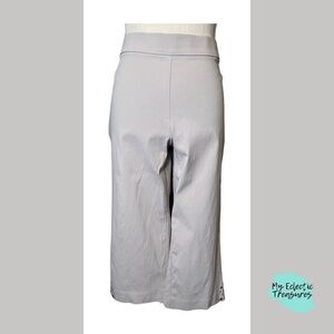 Counterparts Cream Cropped Ankle Pants Relaxed Fit